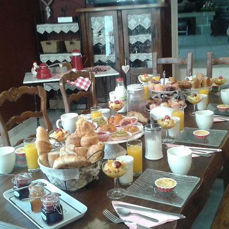 La Gerbaudiere Chambres&Table D Hotes Proche Mont Saint Michel Cuisine Maison Notre-Dame-du-Touchet 외부 사진
